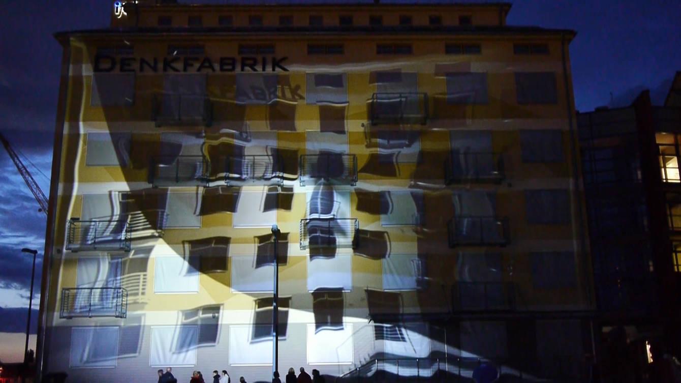 RE:SORB — the projection mapping on the façade at Denkfabrik, Wissenschaftshafen 2014, view 2 of 2