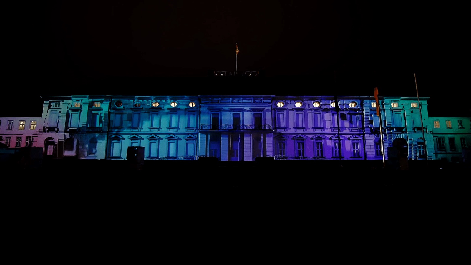 RE:SORB — the projection mapping on the façade at Schloss Bellevue 2017